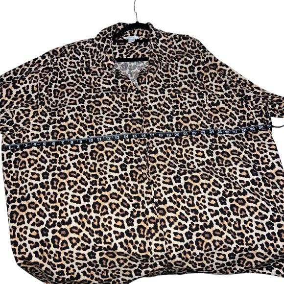 H&M Leopard Print Button Down Shirt - Picture 14 of 17